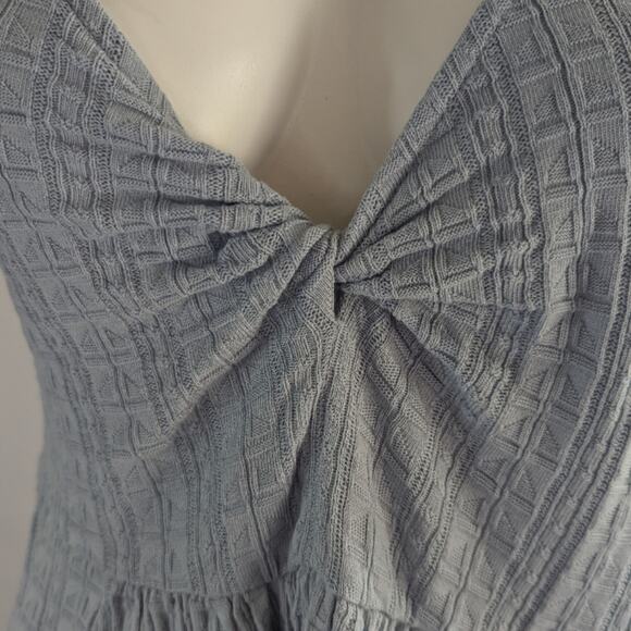 Lucky Brand Baby Blue Twist Front Sleeveless Peplum Top Sz Small - Picture 2 of 9